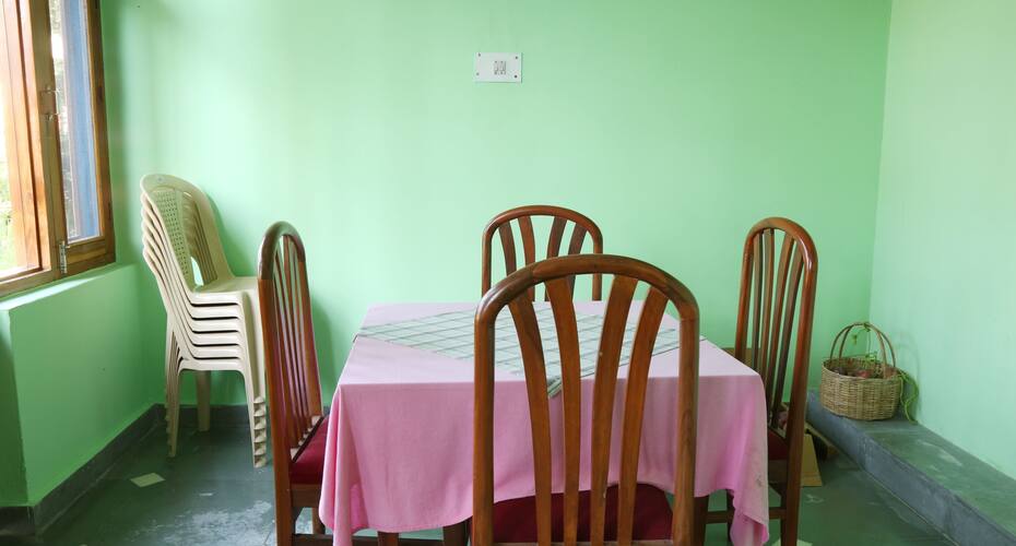 TG Stays Naggar Castle, Manali 4